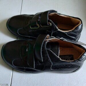 David Abbey kid shoes SZ 27 (10.5)